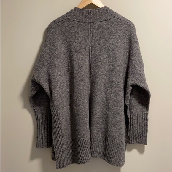 Banana Republic Merino Wool Cardigan Grey - Picture 7 of 10